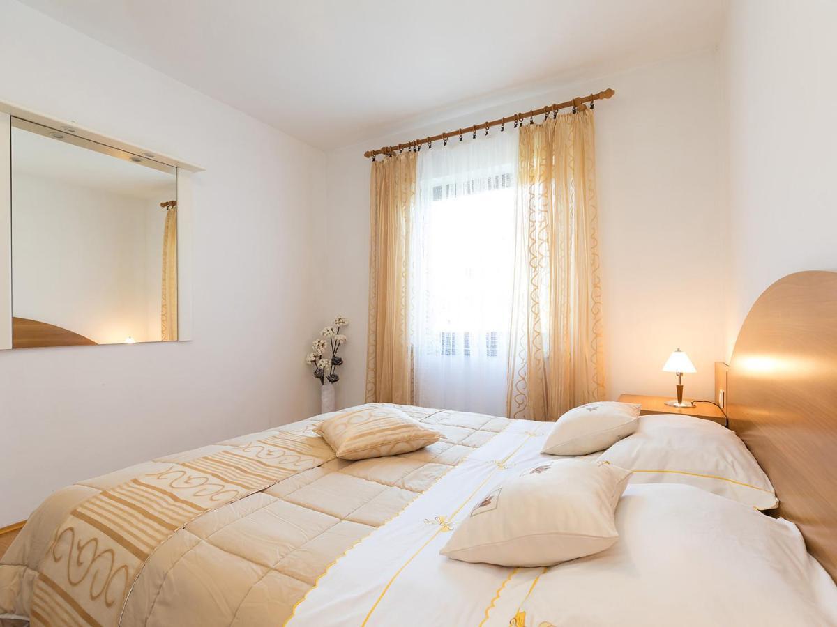 Olea Apartment *